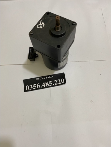 mo to giam toc 220v-25w che lo quay vit 2